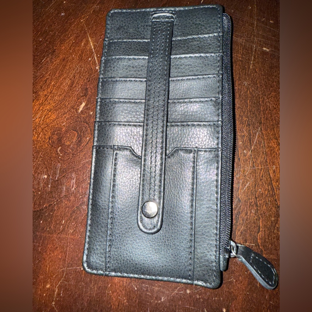 Black Leather Wallet With Card Slots Black Leather Wallet With Card Slots